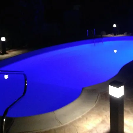 Laurel Villa Peyia